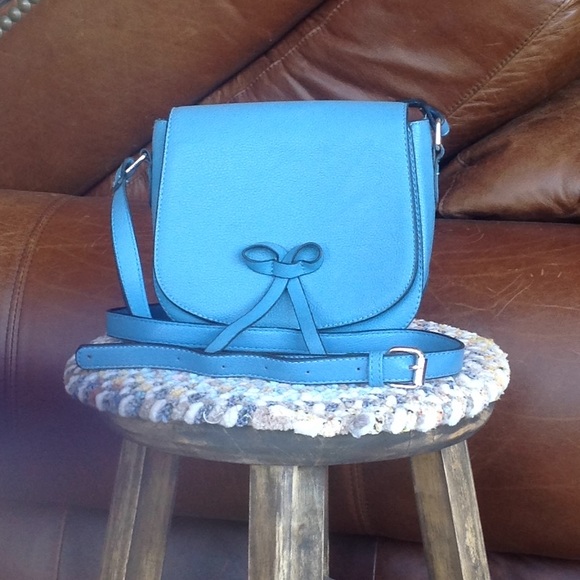 Moda Handbags - Ocean blue cross body saddle bag, NWOT